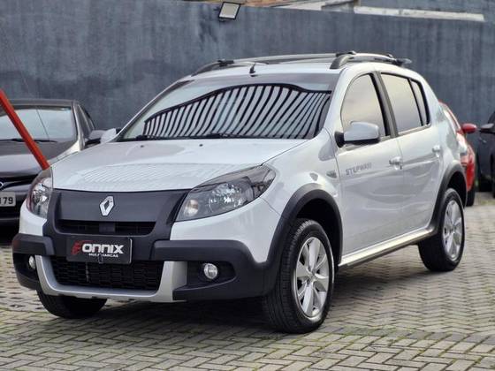 RENAULT SANDERO 1.6 STEPWAY 8V FLEX 4P MANUAL RENAULT SANDERO 1.6 STEPWAY 8V FLEX 4P MANUAL